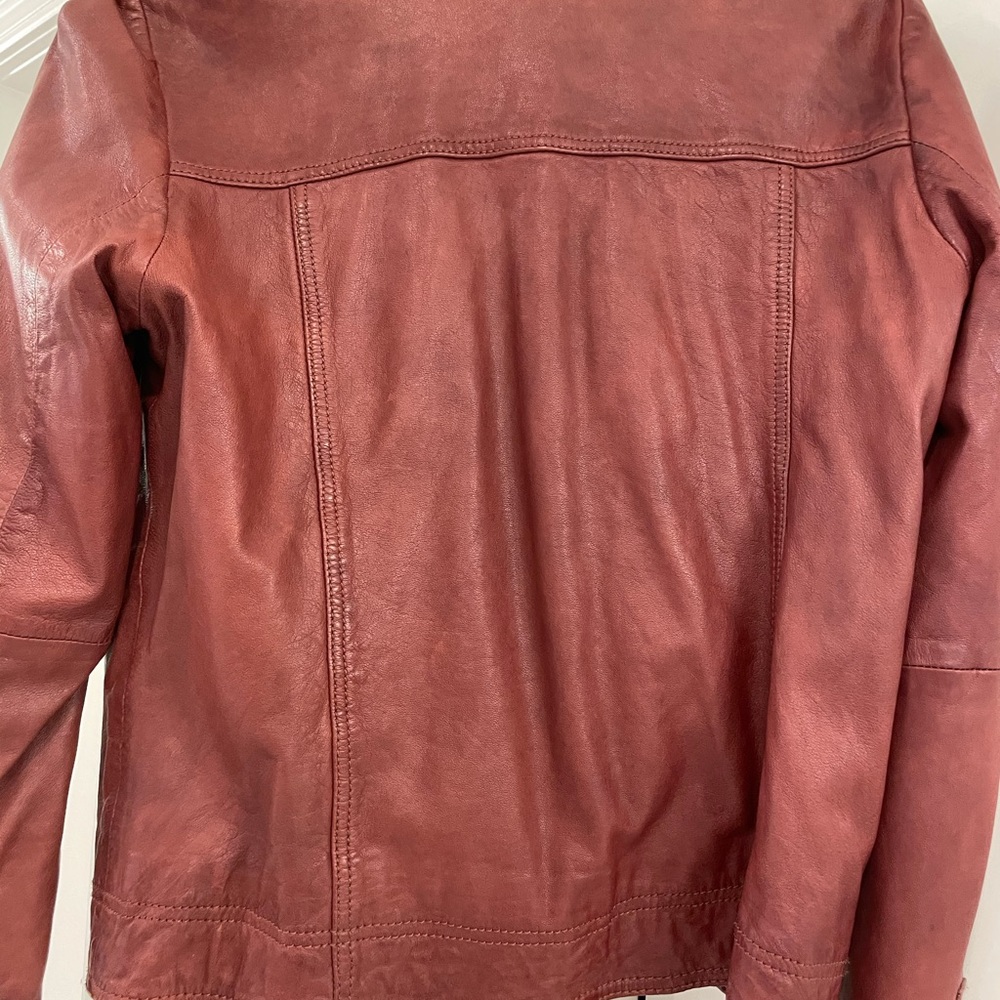 Leather jacket - Picture 3 of 7